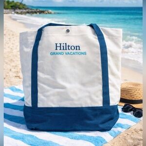 HILTON GRAND VACATIONS HEAVY CANVAS TOTE BAG WHITE BLUE BEACH POOL TRAVEL TOTE
